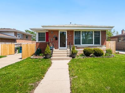 9613 S Knox Ave, Oak Lawn, IL, 60453