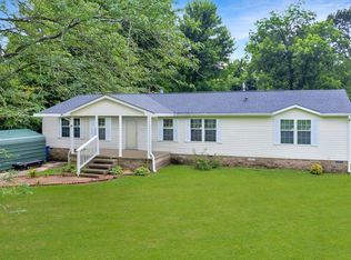 1048 Starr Ln, Paducah, KY 42003