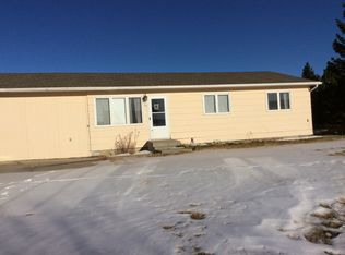 205 Juniper Rd, Du Quoin, IL 62832