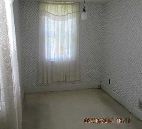 5th image of 46643 W Ann Arbor Trl