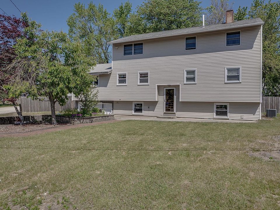 18 White Plains Drive, Nashua, NH 03062 Zillow