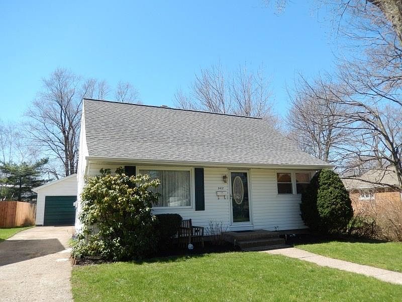 1st image of 3412 Auburn St