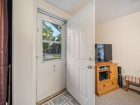 4th image of 2303 N Main St