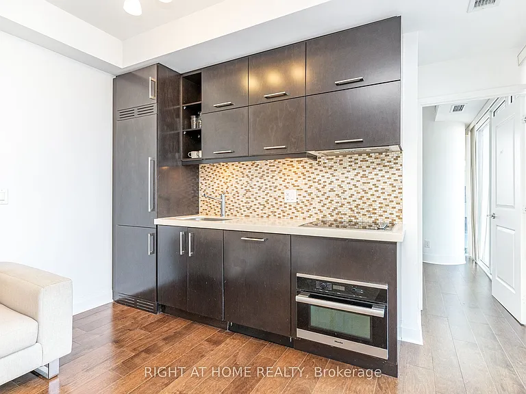 1080 Bay St #3308 — Photo 6