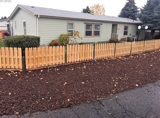 10501 H Ave, Island City, OR