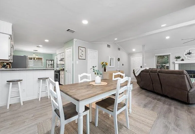 12719 Covington Trl — Photo 14
