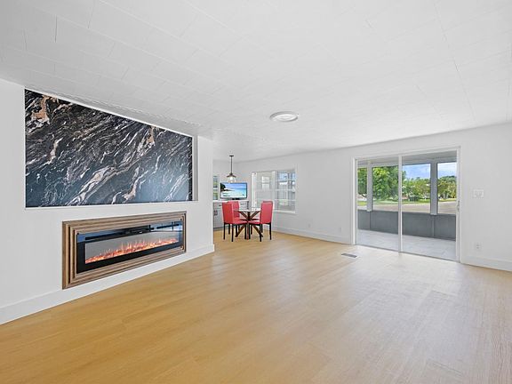 2nd image of 2721 SW 54th Street