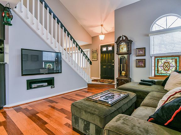 5th image of 3240 Anton Dr