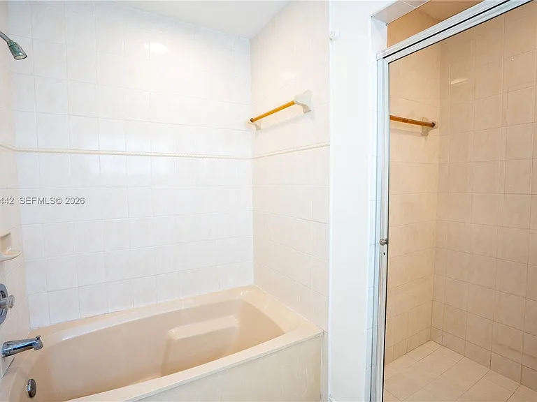 9124 SW 156th Ct — Photo 7