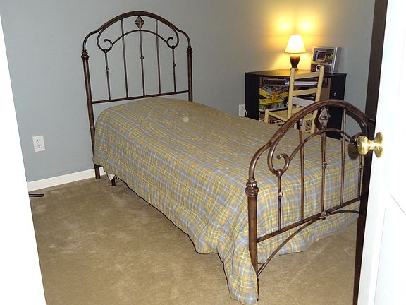 4th image of 5946 Courtney Pl