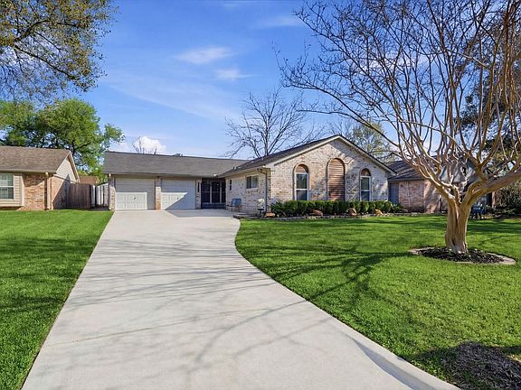 3rd image of 9626 Colleen Rd