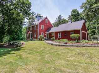 4 Fox Ridge Rd, South Easton, MA 02375