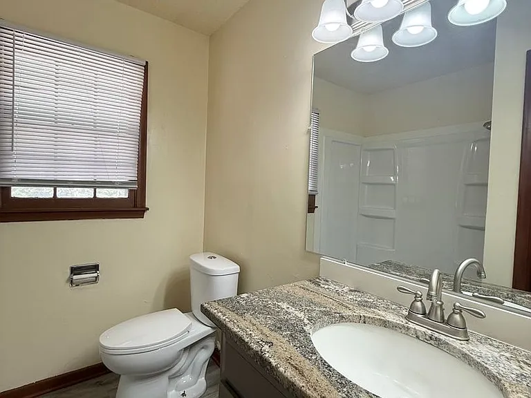 4918 Ames Ave — Photo 5