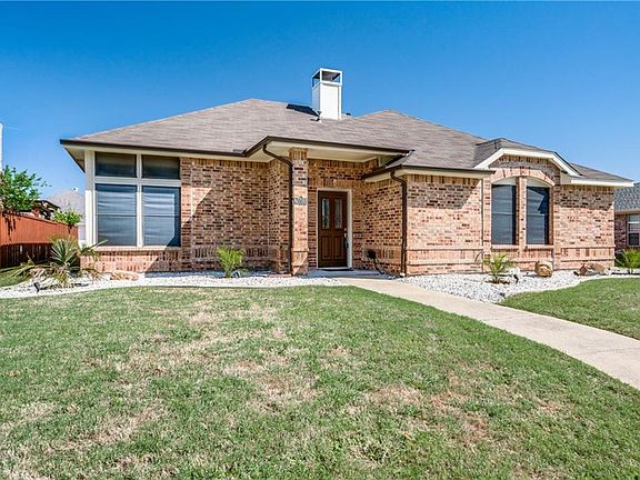 2nd image of 2023 Larkspur Dr