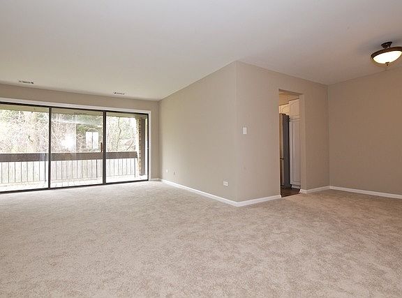 4th image of 5853 Buck Ct #9-1