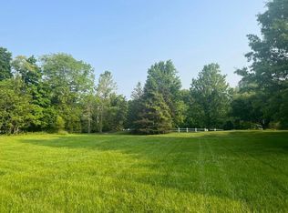 640 Old Pond Ln, Powell, OH