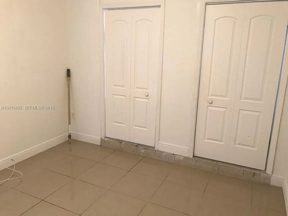 2 bed, 1025 sqft, $2,000 — Photo 4