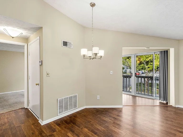 1292 Keys Lake Dr NE — Photo 11