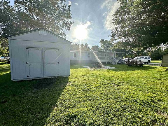 2nd image of 38162 Nan Wesley Rd