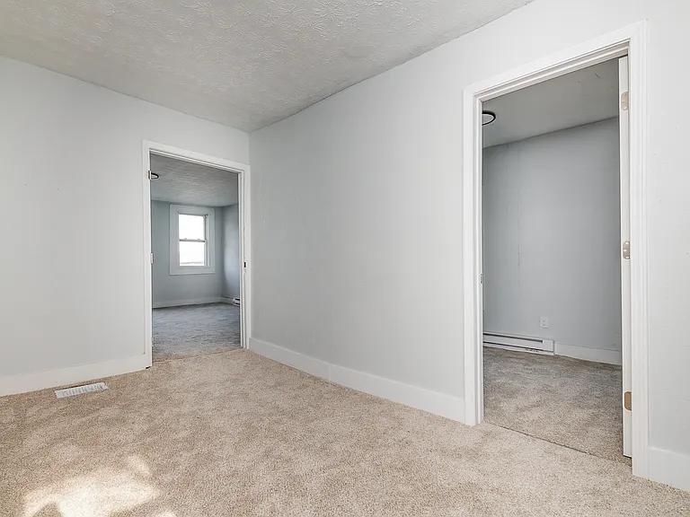 4012 Sunset Ave — Photo 7