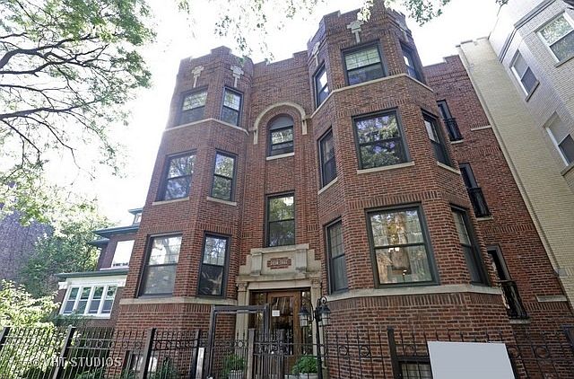 1st image of 7632 N Greenview Ave APT 1N