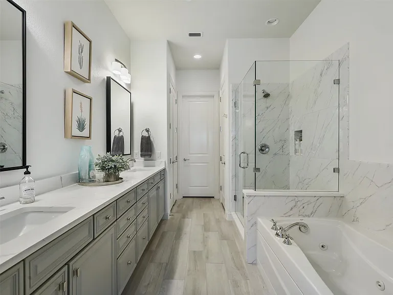 4724 Durham Dr — Photo 5