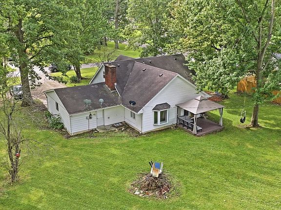 3rd image of 5727 Woodlea Ave