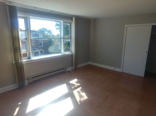 25 Aylmer Ave #1017319, Ottawa, ON K1S2W8
