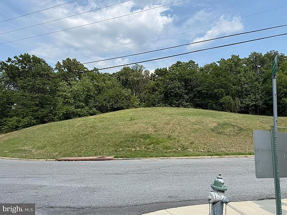 5th image of 7523 Riverdale Rd APT 1994