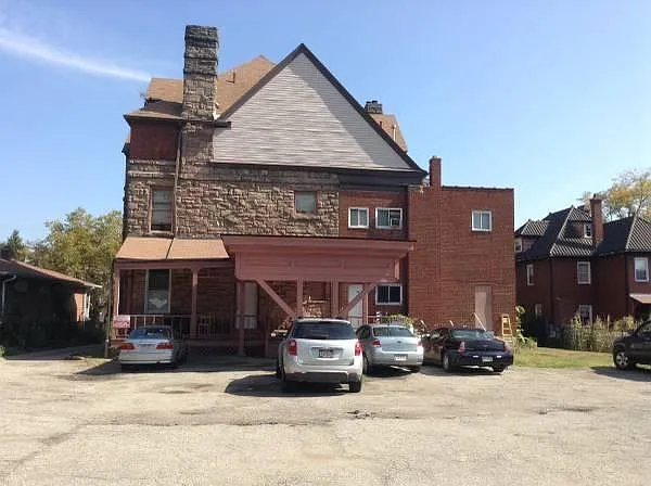 340 S Winebiddle St #3 — Photo 2
