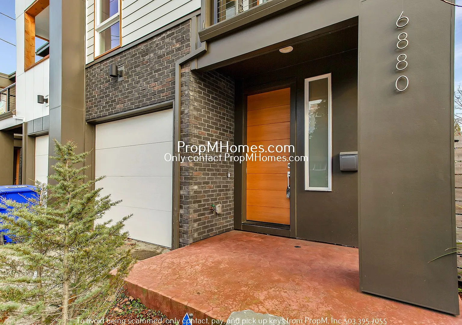 Beautiful Three Bedroom Home In Northeast Portland! — Photo 2
