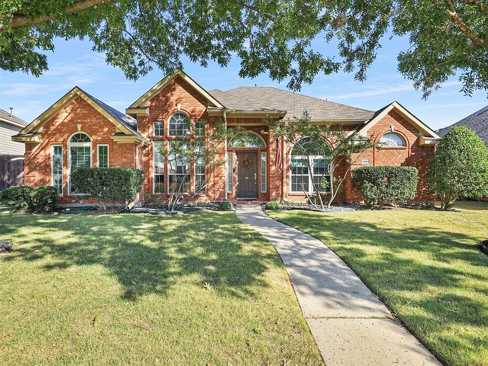 1st image of 4904 Wisteria Dr