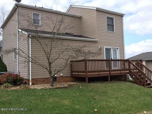 205 Berkley St — Photo 18