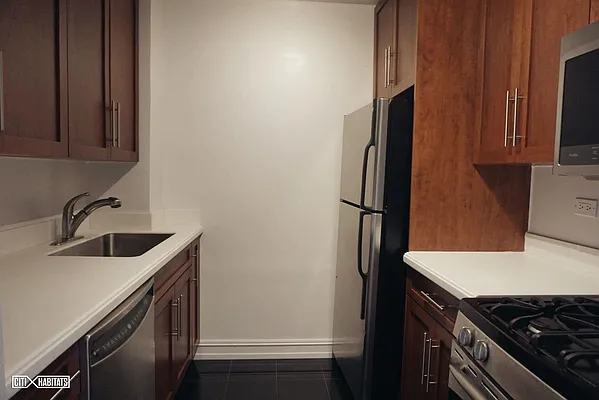 Rented by Citi Habitats | media 15