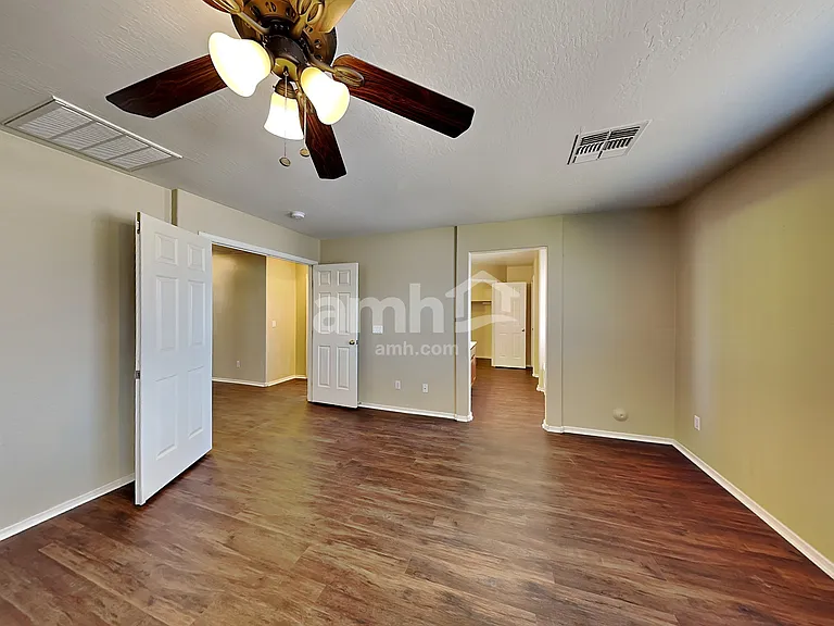 7006 W Irwin Ave — Photo 10