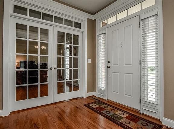 4th image of 108 Fox Tail Ct