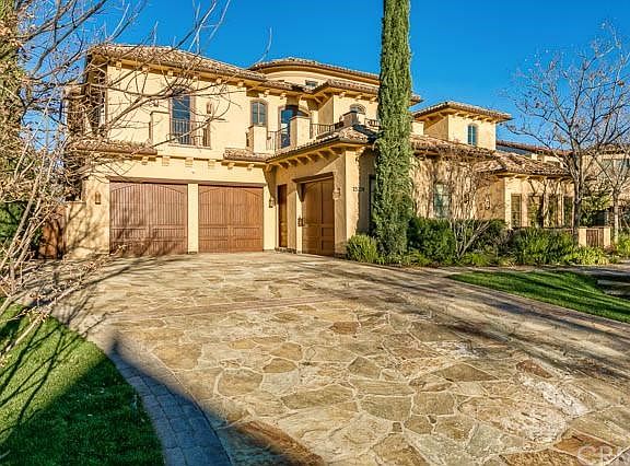 2nd image of 25729 Oak Leaf Ct