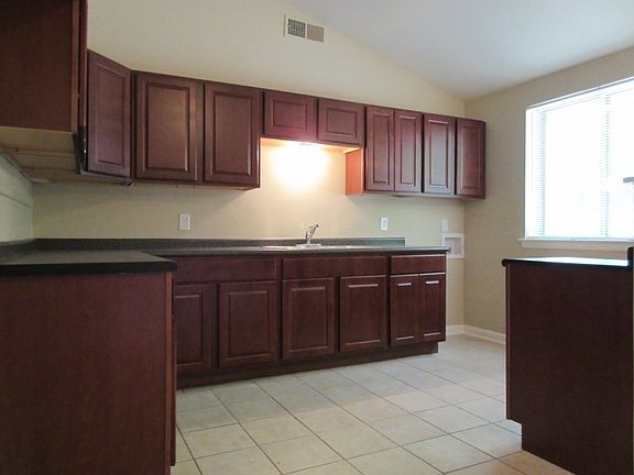 3rd image of 3538 Pueblo Ave