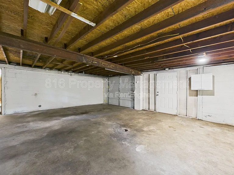 622 Christopher St — Photo 45