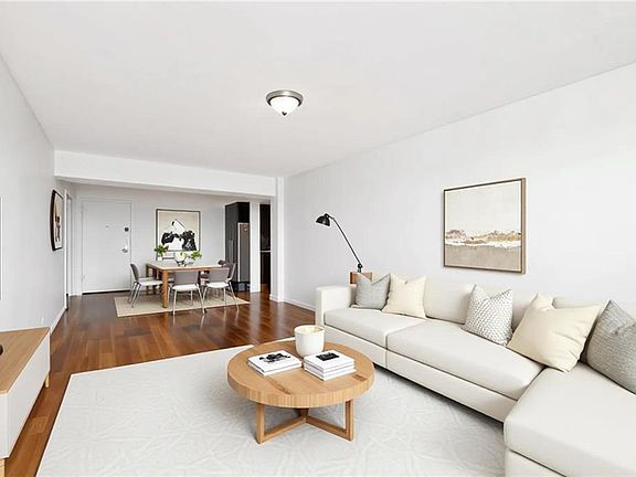 3rd image of 2800 Coyle St APT 511