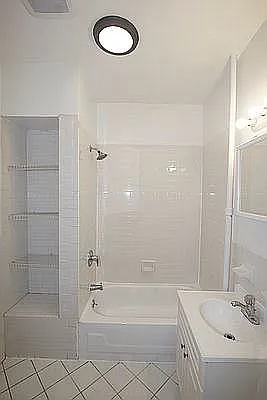 Rented by Jonis Realty | media 6