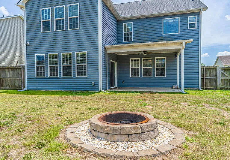 216 Tipperary St — Photo 31