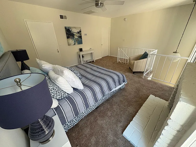 Barclay Square Apts LLC (9840) — Photo 9