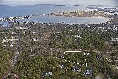 1st image of 120 McGregor Dr