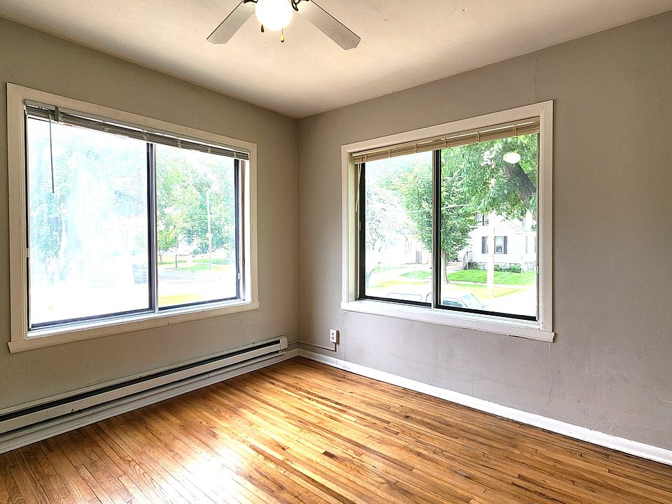 1st image of 1258 10th St N #104