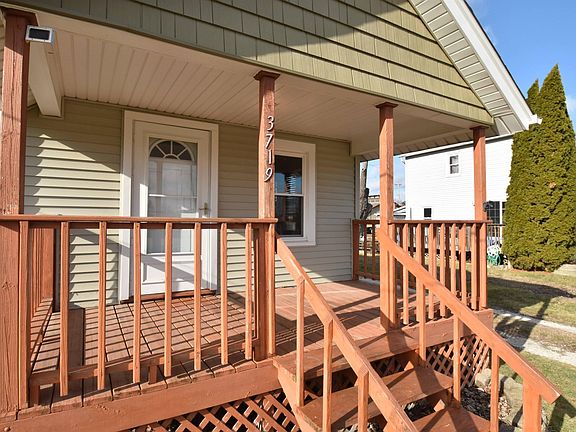 3rd image of 3719 S Chalmers Ave