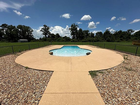 4th image of 3021 Mary Powell Way