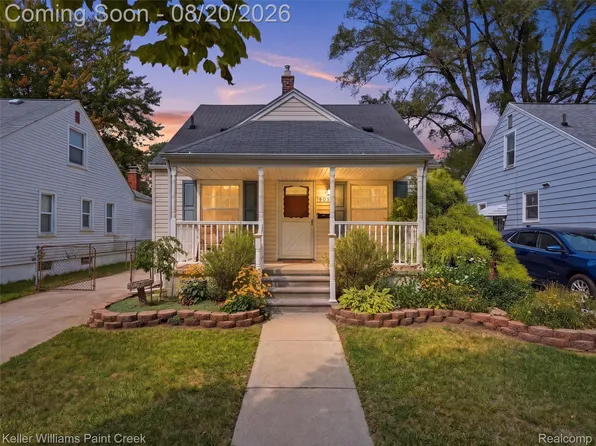 905 N Kenwood Ave, Royal Oak, MI 48067