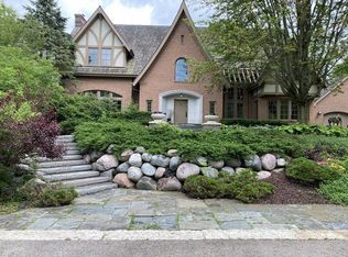 90 Hills And Dales Rd, Barrington, IL 60010