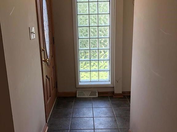 3rd image of 2591 Kingston Ave